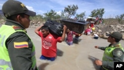 Poco más de un millón de migrantes venezolanos permanecen de manera irregular en Colombia, según autoridades de ese país.