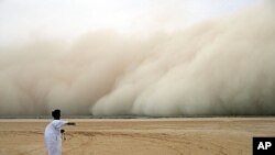Dust storm in the Sahara (Parc National du Banc d'Arguin)