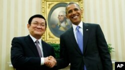 El presidente de Vietnam, Truong Tan Sang se reunió esta mañana con el mandatario estadounidense, Barack Obama, en la Casa Blanca.