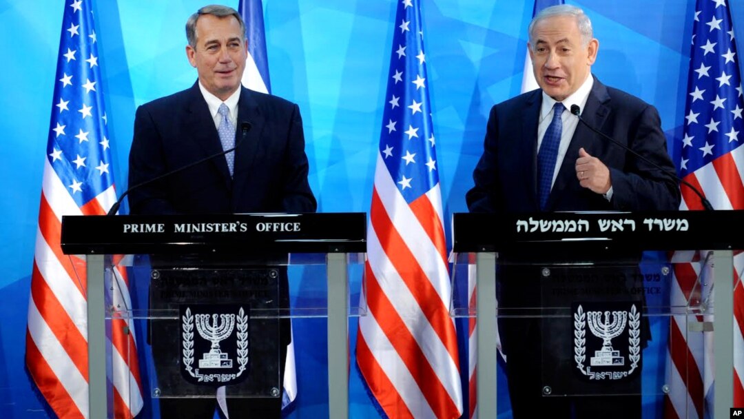 Ketua DPR John Boehner (kiri) dan PM Israel Benjamin Netanyahu memberikan konferensi pers bersama di Yerusalem, Kamis (1/4).