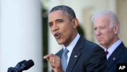 美国总统奥巴马4月1日在白宫玫瑰园就平价健保法案发表讲话