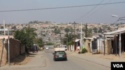 Le canton de Diepsloot, Afrique du Sud. (VOA/D. Taylor)