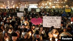 캐나다 퀘벡 몬트리얼에서 30일 이슬람교 공동체를 지지하는 촛불 시위가 열렸다.