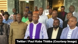 Le Premier ministre Paul Kaba Thiéba prend la parole à l’issue d’une rencontre avec une délégation de l’opposions à Ouagadougou, Burkina Faso, 20 septembre 2018. (Twitter/ Paul Kaba Thiéba)