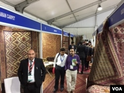 Carpets were one of the popular items on display by Afghan businessmen who want to find new markets for their products, at the "Passage to Prosperity" trade show in New Delhi, Sept. 27, 2017. (A. Pasricha/VOA)