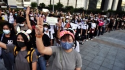 အစိုးရဆန့်ကျင်ရေးဆန္ဒပြသူ ကျောင်းသားတချို့ကို ကိုဗစ် အရေးပေါ်ဥပဒေနဲ့ ထိုင်းအစိုးရစစ်ဆေး