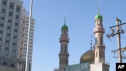 د چین د غربې سیېمې ارومچې ښار چرته چې زیاتره ویغور مسلمانان اباد دي