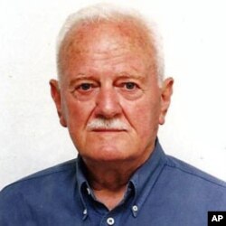 白色清真寺的理事阿尔法霍姆