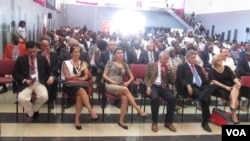 Angola Lubango participantes na conferencia sobre as autárquicas 