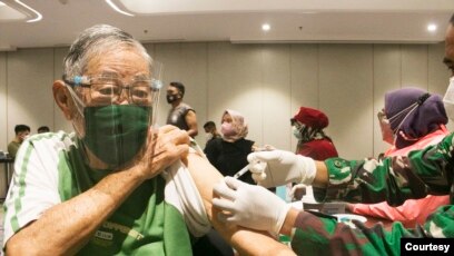 Stok Habis Hingga Kurang Praktis Perjuangan Masyarakat Mendapat Vaksin Covid 19