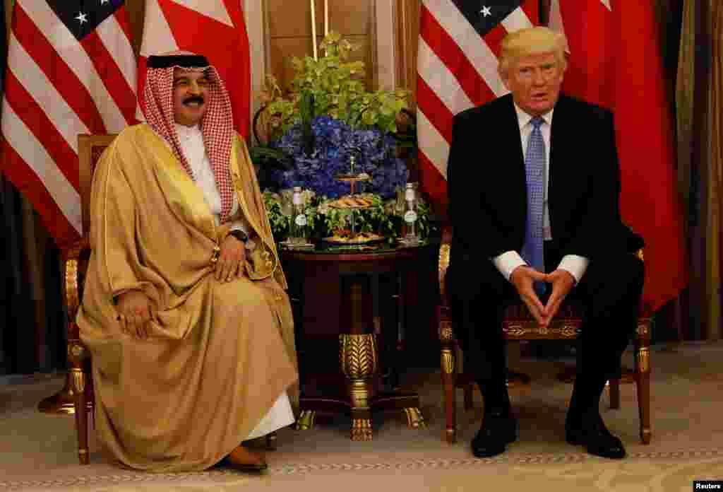 U.S. President Donald Trump meets with Bahrain's King Hamad bin Isa Al Khalifa in Riyadh, Saudi Arabia, May 21, 2017. 