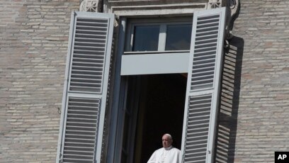 Vatican to Observe Holy Week Behind Closed Doors