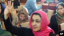 ميرمن ساپۍ :نا امني د ښځو د پرمختگ لپاره ستر خنډ دی