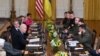조 바이든(왼쪽 가운데) 미국 대통령과 볼로디미르 젤렌스키(오른쪽) 우크라이나 대통령이 21일 백악관에서 확대 회담을 진행하고 있다.
