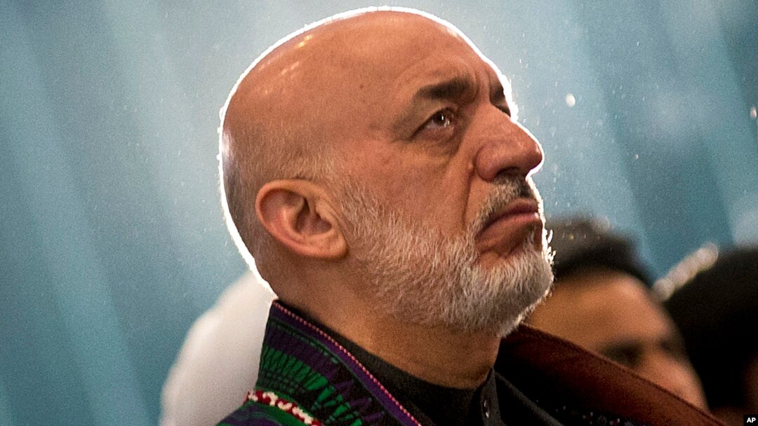 Harian New York Times mengatakan, CIA mengirim 'dana siluman' ke kantor Presiden Karzai untuk membeli 'pengaruh' di Afghanistan (foto: dok). 