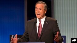 Kandidat calon presiden dari Partai Republik, mantan gubernur Florida Jeb Bush, dalam debat di Quicken Loans Arena (6/8) di Cleveland, Ohio. (AP/John Minchillo)