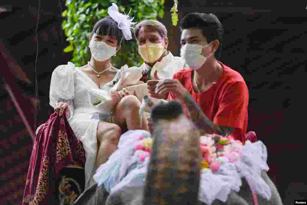 منتظمین کا کہنا ہے کہ تقریب کے دوران کرونا وبا سے بچاؤ کے لیے خصوصی انتظامات کیے گئے تھے۔&nbsp;