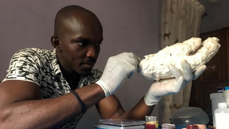 Nigerian Artist Makes Dark Skin Prosthetic Devices