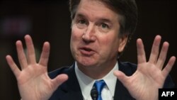 Le candidat à la Cour suprême des États-Unis, Brett Kavanaugh, prend la parole au deuxième jour de son audition de confirmation devant un panel du Sénat américain à Capitol Hill, Washington, le 5 septembre 2018. 