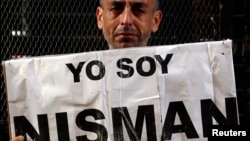 La muerte de Alberto Nisman causó un fuerte shock en la sociedad argentina.
