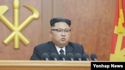 朝鲜领导人金正恩发表新年讲话。(资料照片)
