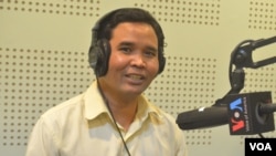 Mr. Ouch Leng, a Cambodian natural resources and environment watchdog, discusses the impacts of deforestation in Cambodia on a special VOA Khmer's Hello VOA radio call-in show, Tuesday, February 10, 2015. (Lim Sothy/VOA Khmer)