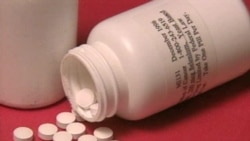 Researcher Says Vitamins and Mineral Supplements Can Slow Progression of HIV