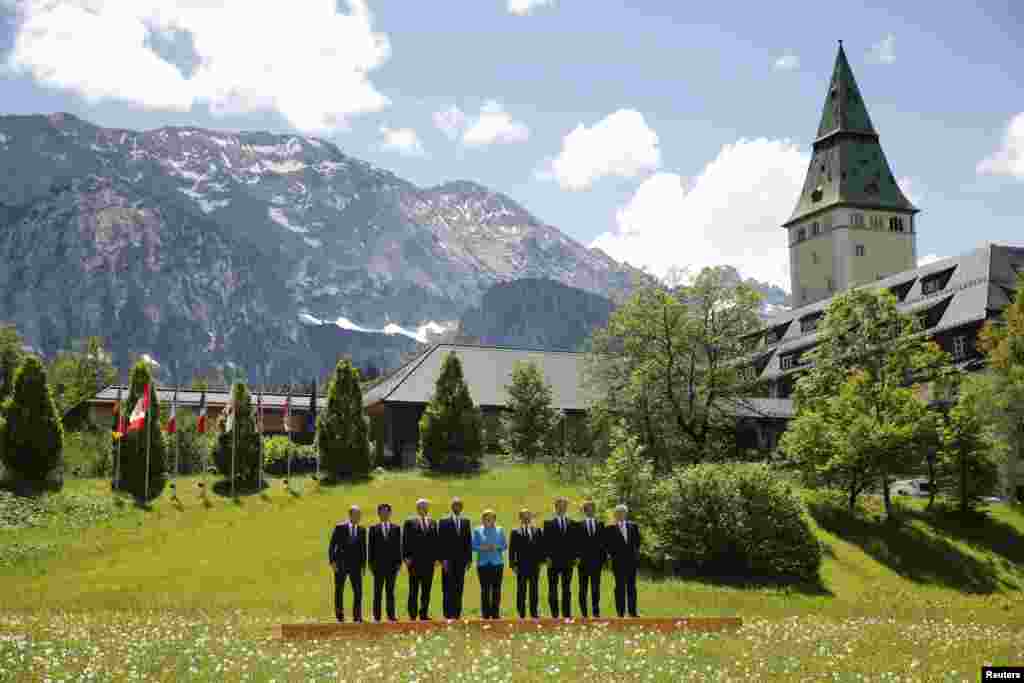 Leaders of the Group of Seven (G7) nations and the EU take part in a family photo at the G7 Summit in Kruen, Germany, June 7, 2015.