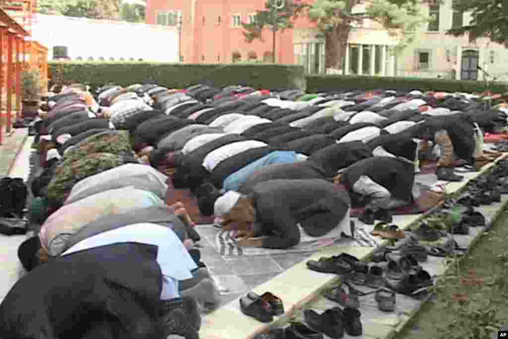 برپایی نماز عید فطر در کابل با شرکت رئیس جمهور افغانستان