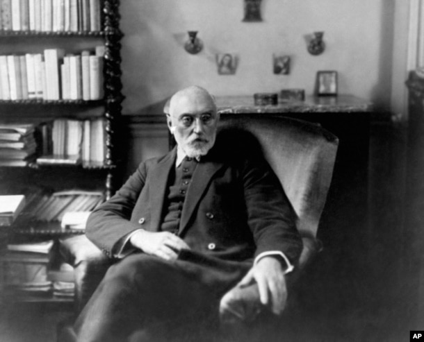 Miguel de Unamuno, escritor español cuyas obras ya son de dominio público.