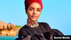 حلیمه آدن، نخستین مدل باحجابی که تصویرش روی جلد نسخه ویژه مایوهای مجله اسپورتس ایلاستریتد قرار گرفت