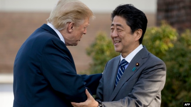Ông Trump và Thủ tướng Nhật Bản hôm 5/11.