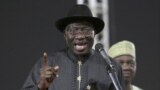 Goodluck Jonathan yana jawabi ga wakilan taron kasa