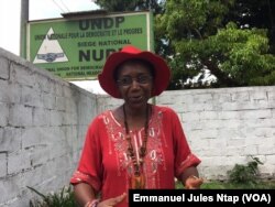 Marie Jeanne Abega, unique femme tête de liste pour les sénatoriales dans la région du centre du Cameroun, le 11 mars 2018. (VOA/Emmanuel Jules Ntap)