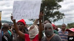 Sul-africanos contra imigrantes