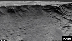 Geological formations are seen in sedimentary rock in the Hellas Basin on Mars. Researchers say these well-exposed channels are archived evidence of long-lived rivers active on the Martian surface over 3.7 billion yrs ago. (NASA/JPL-Caltech/UoA/Matt Balme/William)