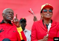 Le président, José Eduardo dos Santos et sa femme Ana Paula.