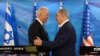 Wakil Presiden AS Joe Biden dan Perdana Menteri Israel Benjamin Netanyahu berjabat tangan saat memberikan pernyataan bersama di kantor perdana menteri di Yerusalem, Israel, Rabu, 9 Maret 2016. (Foto: via AP)