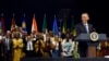 Obama Oq uyda Afrikaning yosh liderlari bilan uchrashdi
