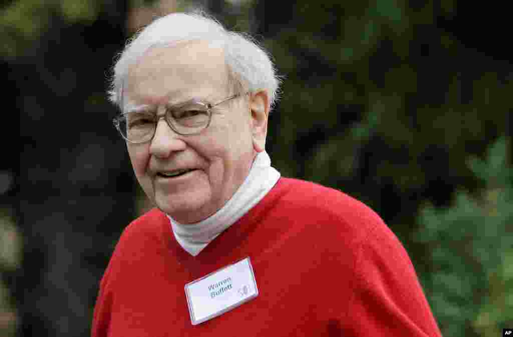 Investor Amerika Warren Buffett, usia 83, nilai kekayaan US$53,5 miliar.