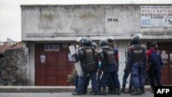 Affrontements entre la police nationale congolaise et des manifestants à Majengo, Goma, dans la province du Nord-Kivu, le 28 décembre 2018 .