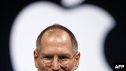 Hidhet në treg autobiografia e autorizuar e Stiv Xhobsit