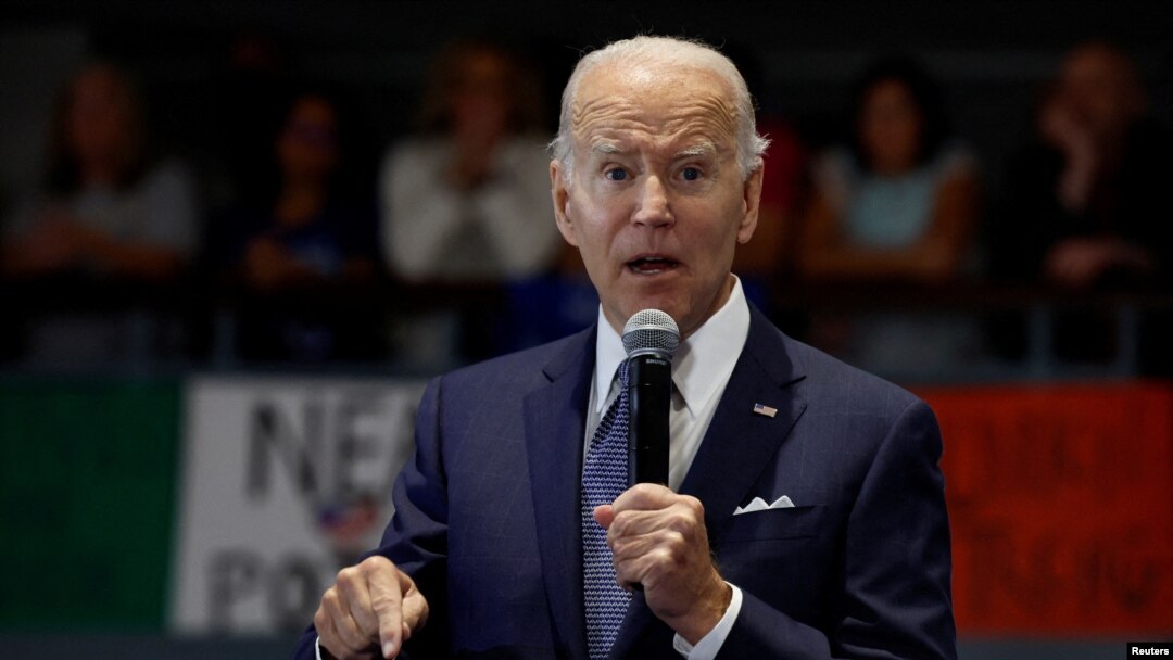 Presiden AS Joe Biden menyampaikan sambutan di National Education Association, Washington DC, Jumat 23 September 2022.