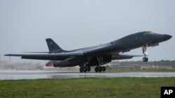 미 공군의 B-1B '랜서' 전략폭격기