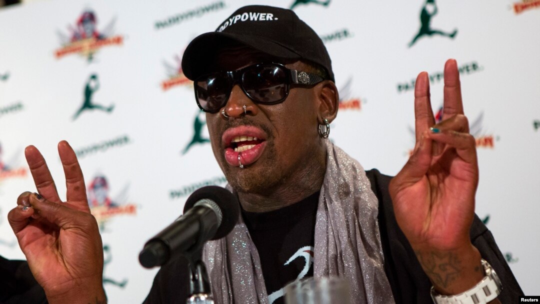 Mantan bintang NBA Dennis Rodman dalam konferensi pers di New York (9/9). 