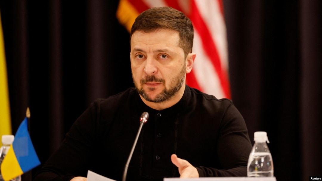 Oriq rus qoramagiz bilan juda chiroyli jinsiy aloqa