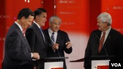 Los candidatos a la nominación republicana sostuvieron un duro debate en Florida, del cual participaron Rick Santorum, Mitt Romney, Ron Paul y Newt Gingrich.