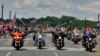 Các cựu chiến binh Mỹ lái xe mô tô tới Đài tưởng niệm chiến tranh VN