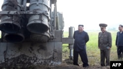 지난 2020년 9월 북한이 초대형방사포 시험사격을 실시했다며 공개한 사진.
