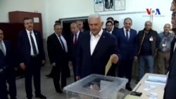 Başbakan Binali Yıldırım İzmir'de Oy Kullandı